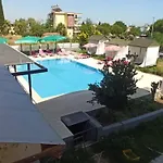 Hotel Alya